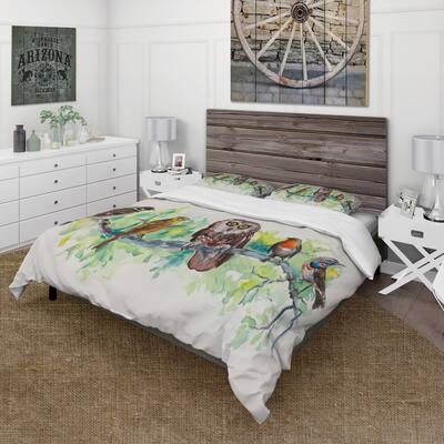 Designart 'Owl On A Branch With Bird Friends' Traditional Duvet Cover Set