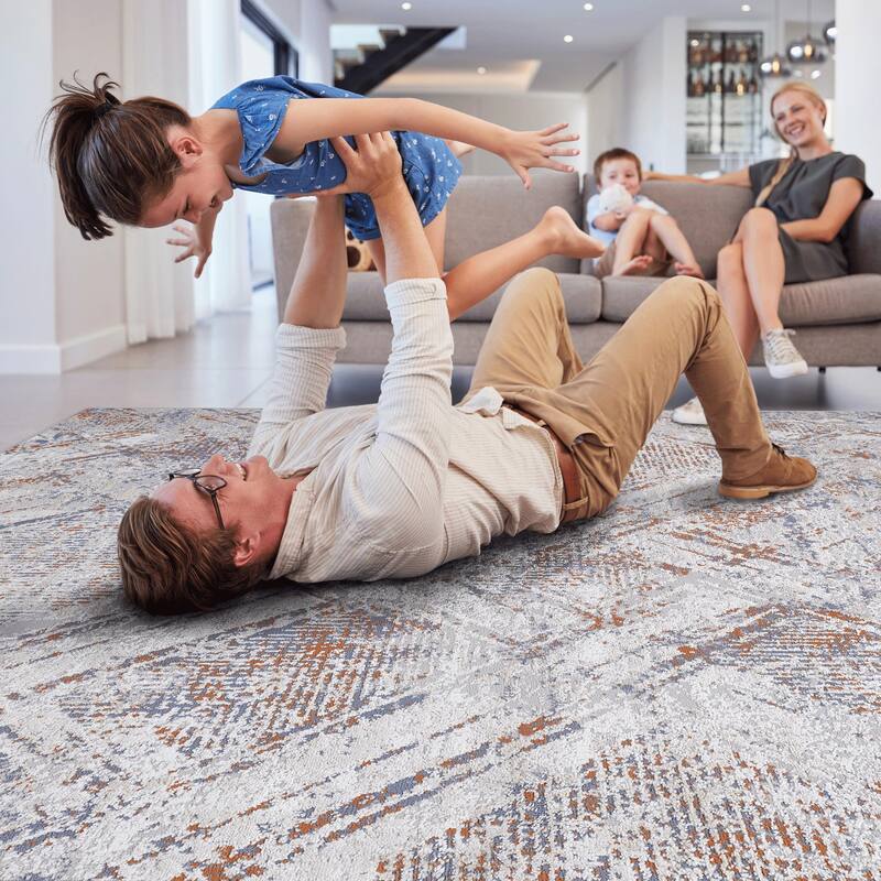 LOOM & LUXE Collection Beige/Geometric Non-Shedding Area Rug