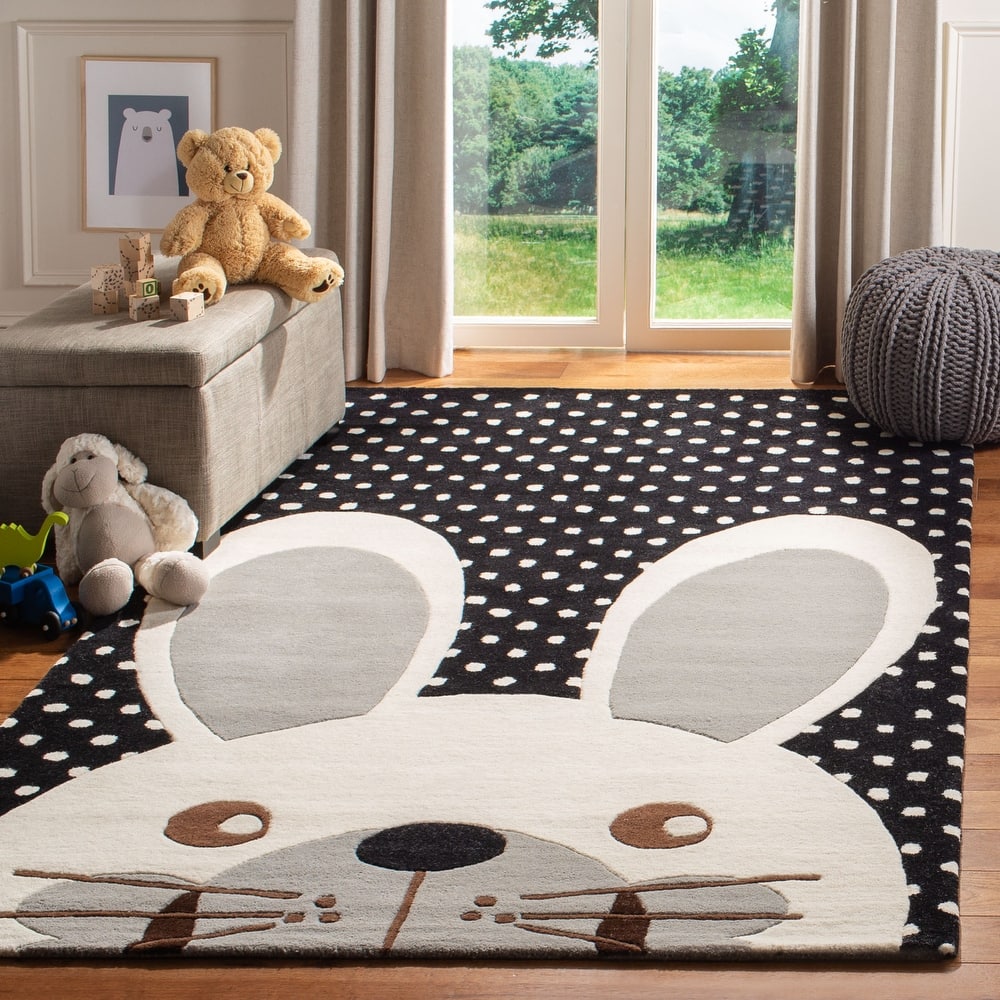SAFAVIEH Handmade Kids Kadijah Wool Rug
