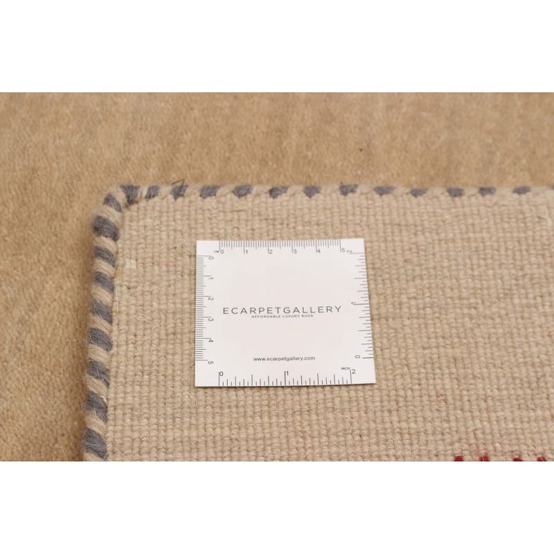 Kashkuli Gabbeh Beige Rug 3'10" x 5'5" - 3'10 x 5'5
