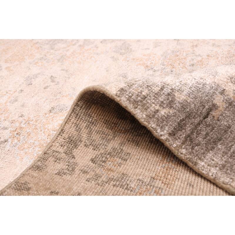 ECARPETGALLERY Hand-knotted Legacy Tan Silk Rug - 5'5 x 7'6