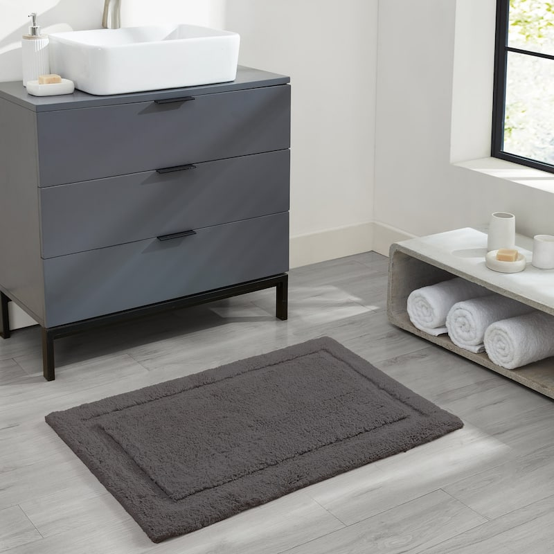 Lydia Border Plush Bath Mat