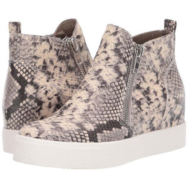 women's wedgie sneaker
