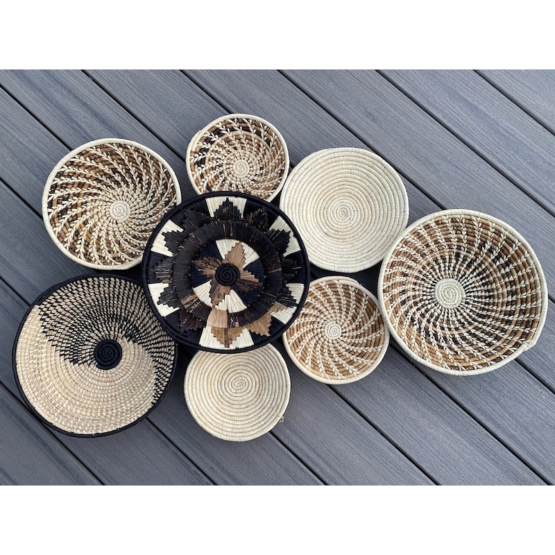 Set Of 8 Natural Color Wall Hanging Baskets 7.5"-12"
