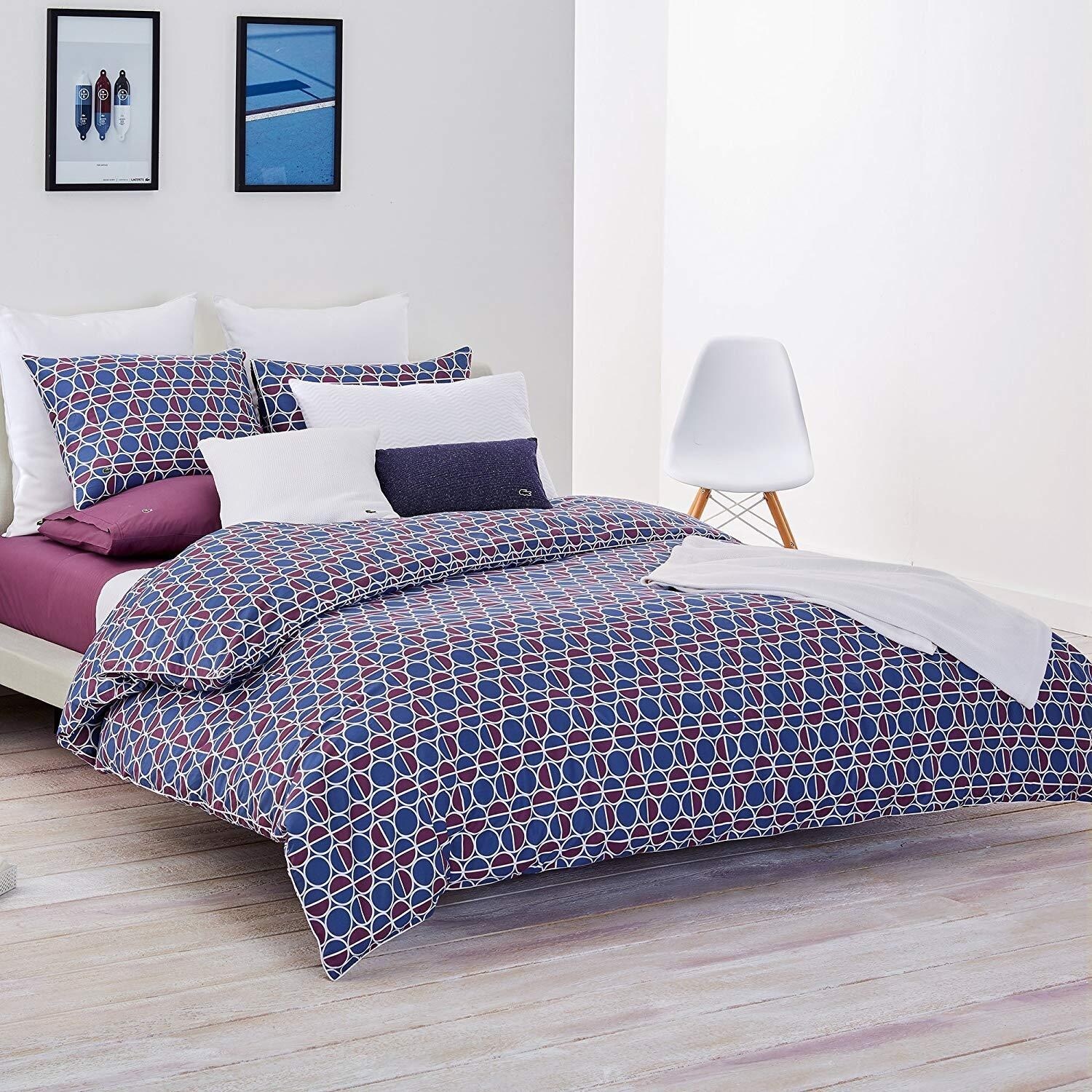 https://ak1.ostkcdn.com/images/products/is/images/direct/79d8449f73d92dc6312857ba0cfa13d066857faa/Lacoste-Washed-Solid-Duvet-Set.jpg