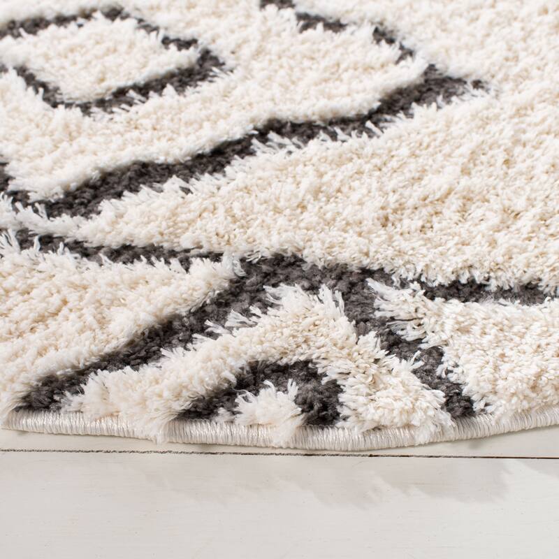SAFAVIEH Sparta Shag Zetta Geometric Rug