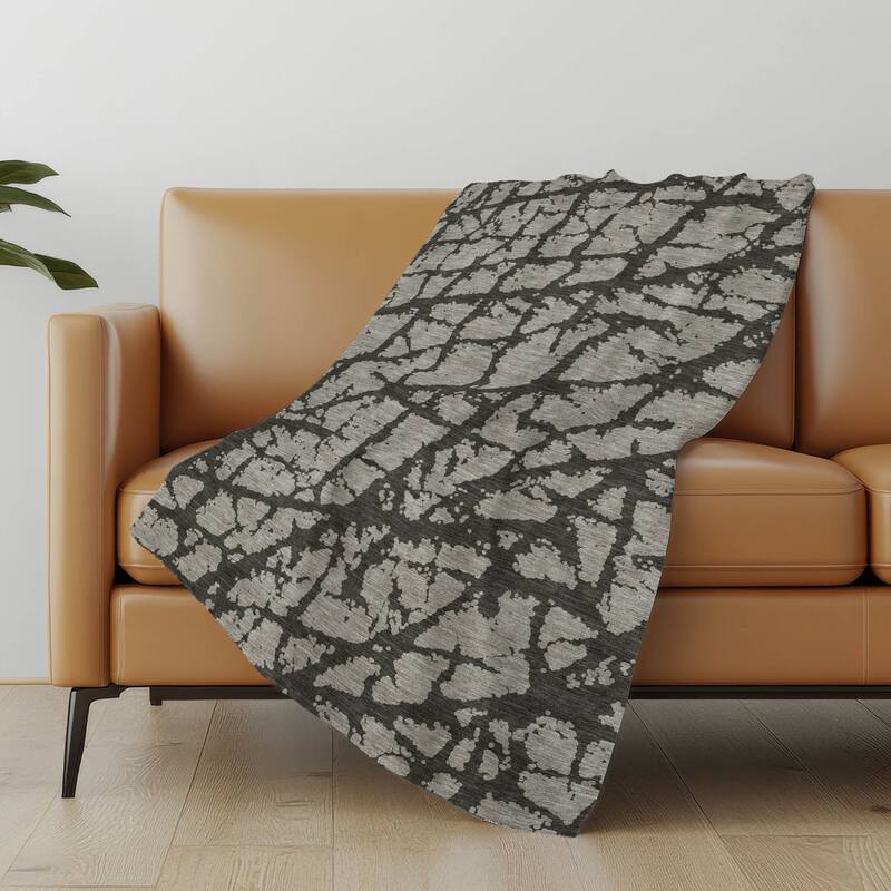 Premium Machine Washable Sherpa Casual Contemporary Throw Blanket