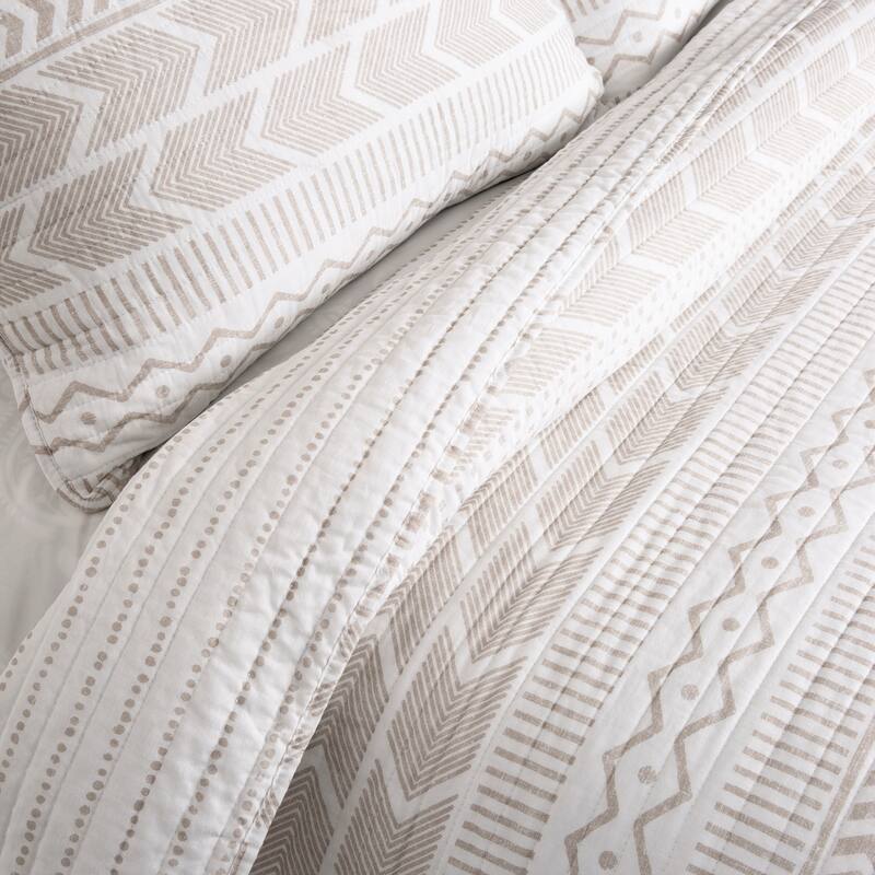 Lush Decor Hygge Geometric Pattern 3-piece Quilt Set