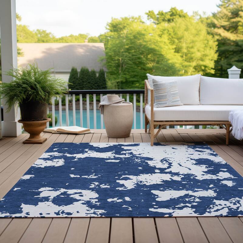 Machine Washable Indoor/ Outdoor Chantille Abstract Rug