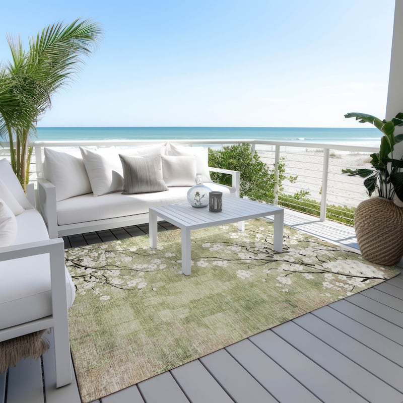 Machine Washable Indoor/ Outdoor Modern Floral Chantille Rug