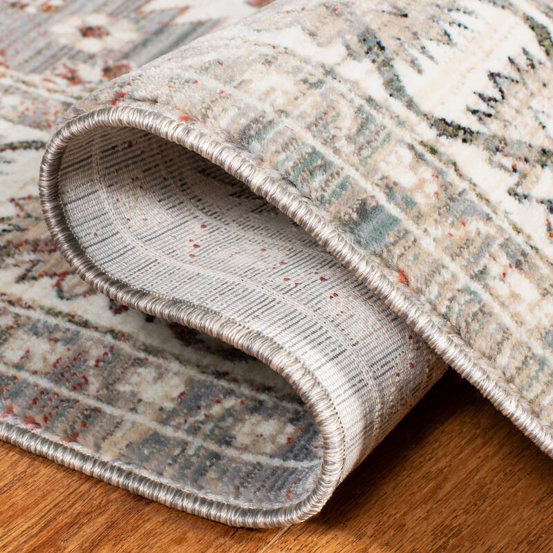 SAFAVIEH Herat Gaylene Traditional Distressed Rug