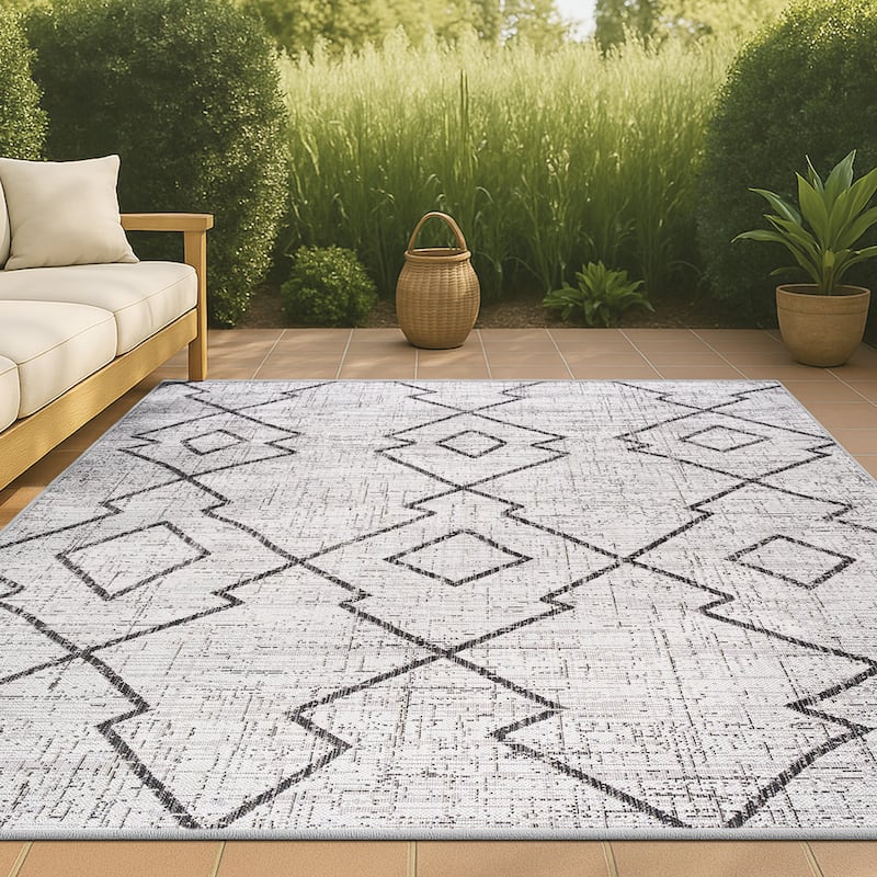 JONATHAN Y Derya Tribal Diamond Trellis Indoor/Outdoor Area Rug