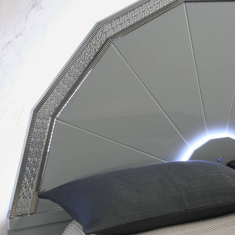 Furniture of America Rosdale Glam Metallic Grey Wood Platform Bed with Backlit LED on Headboard