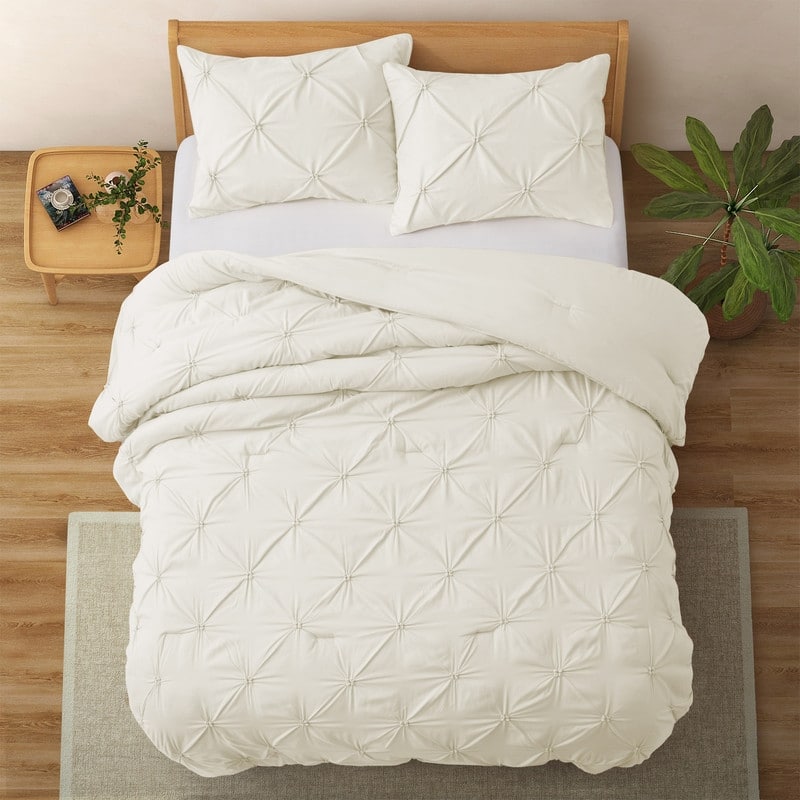 3 Piece Reversible Pintuck Pinch Pleat Comforter Set, Bedding Set for All Season