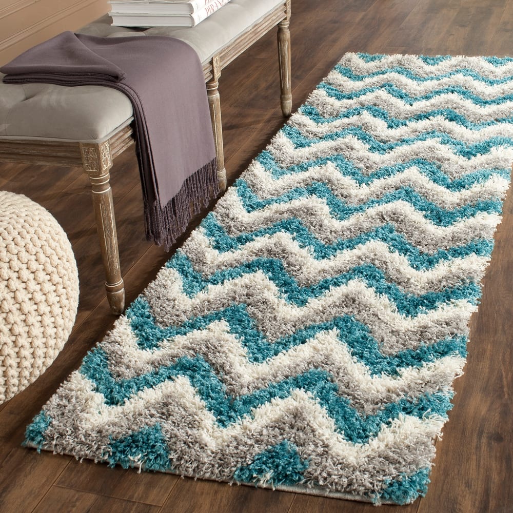 SAFAVIEH Kids Shag Nikki Nursery Playroom 2-inch Thick Rug
