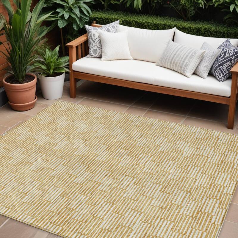 HomeRoots Geometric Transitional Rectangle Outdoor Rug - 9' X 12'