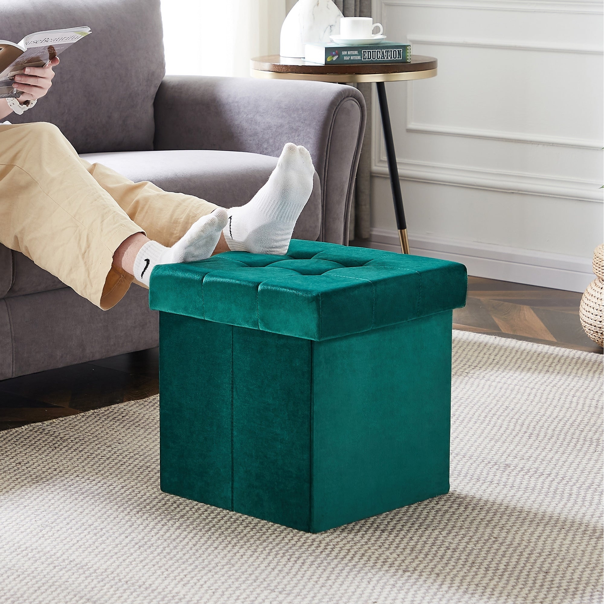 https://ak1.ostkcdn.com/images/products/is/images/direct/79ff8d1656974b72ed68ffdcaf6be78cb63a6974/Javlergo-Square-Storage-Ottoman-Modern-Folding-Tufted-Foot-Rest-Stool.jpg