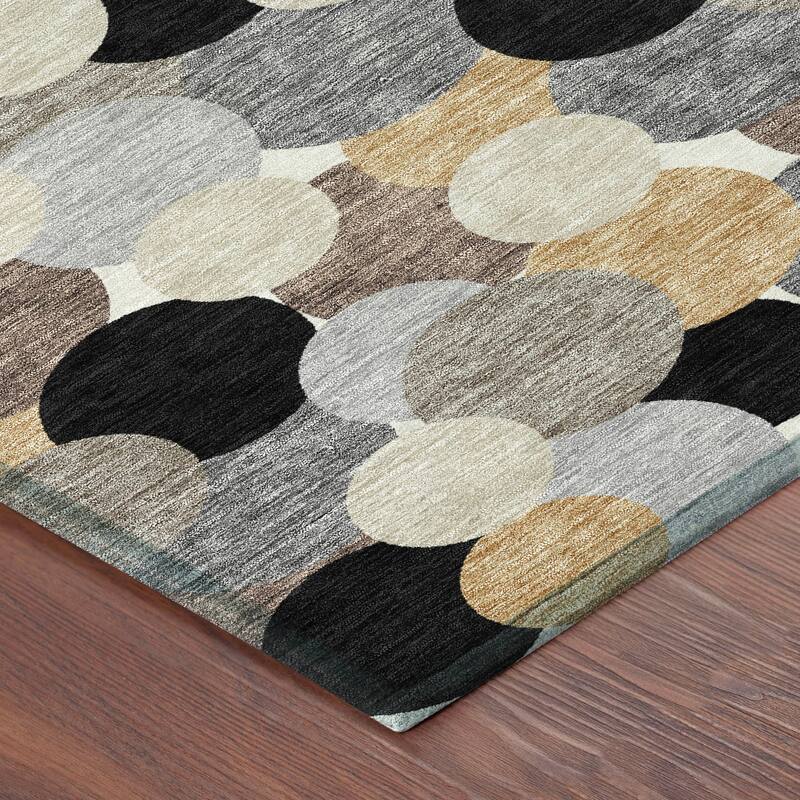 Machine Washable Indoor/ Outdoor Mucho Bubbles Chantille Rug