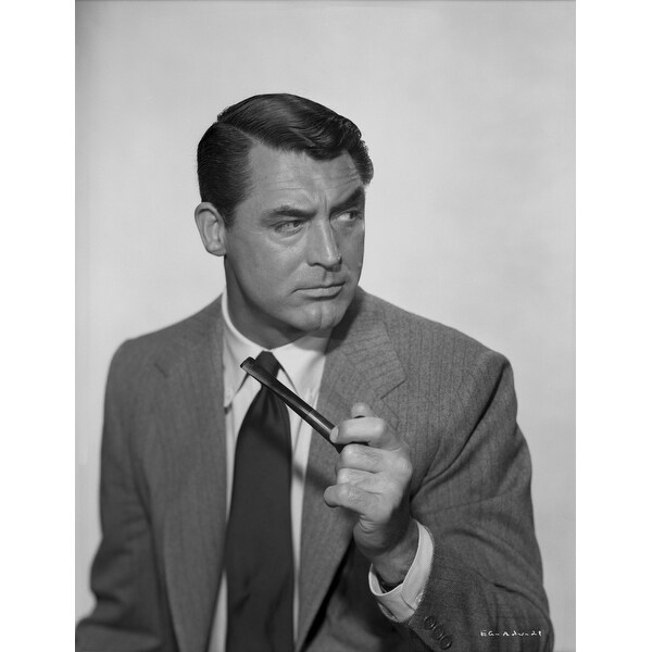 壁掛け写真　cary grant Profile Portrait of Cary Grant in Gray Suit with Pipe Photo