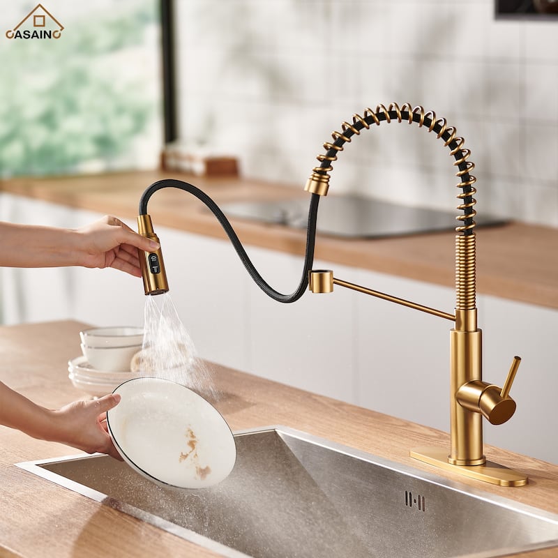 Single Handle Pull Down Sprayer Kitchen Faucet