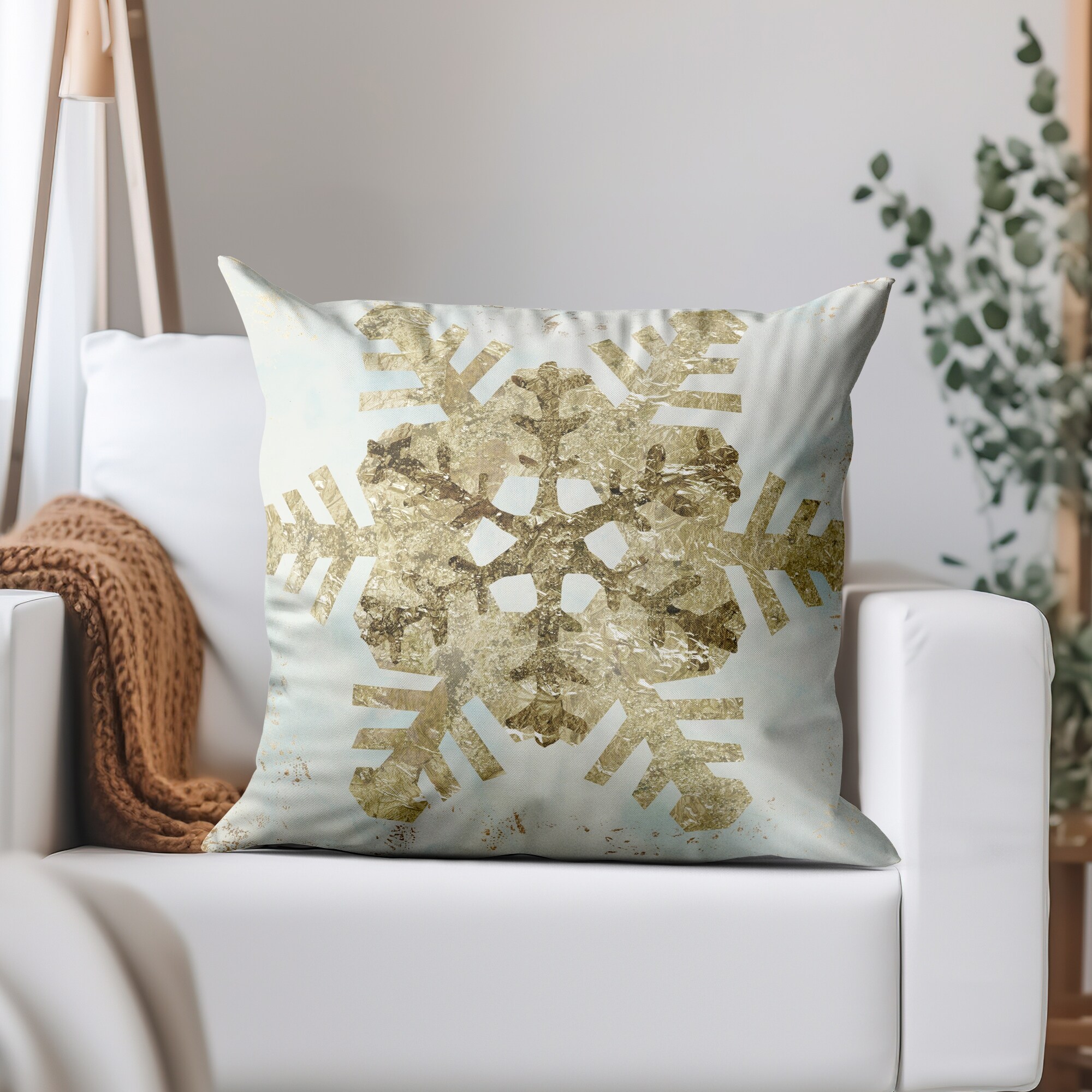 Gold christmas throw hotsell pillows