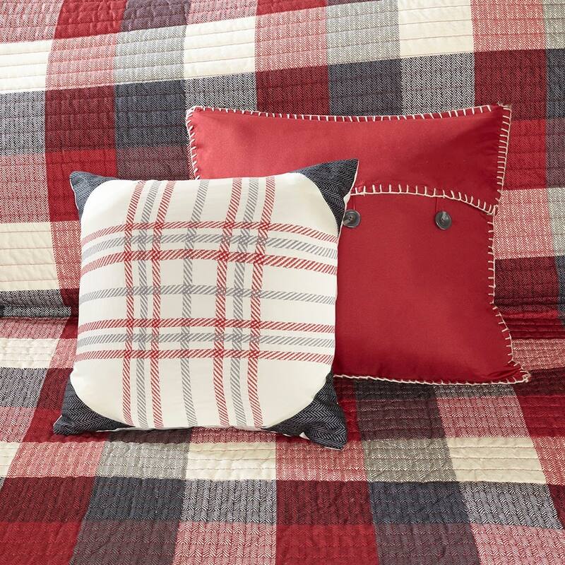 GDF Studio - Ridge Printed Herringbone Reversible Quilt Set with Throw Pillows