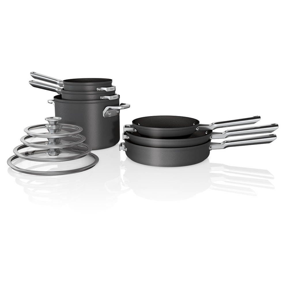 Ninja™ Foodi™ NeverStick® Premium Hard-Anodized 2.5-Quart Sauce Pan with  Glass Lid - C30225 