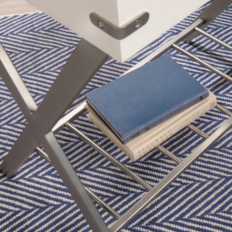 Wood Desk with Tray Top, White