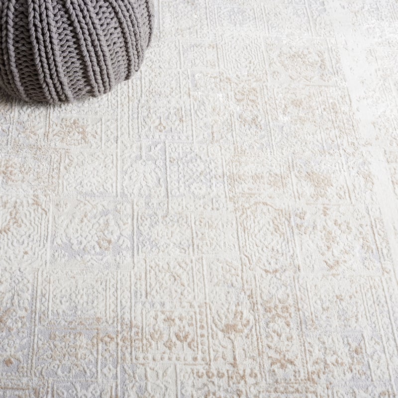 SAFAVIEH Hanna Loriann Contemporary Rug