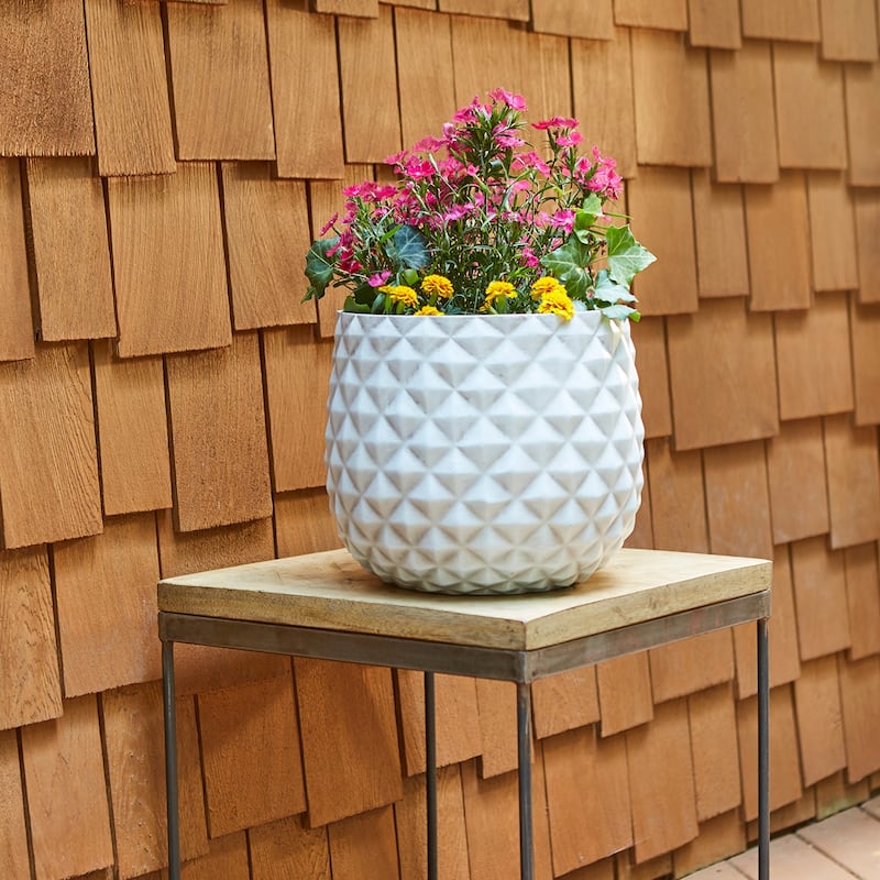 Southern Patio Pineapple White Ceramix 12-inch Planter