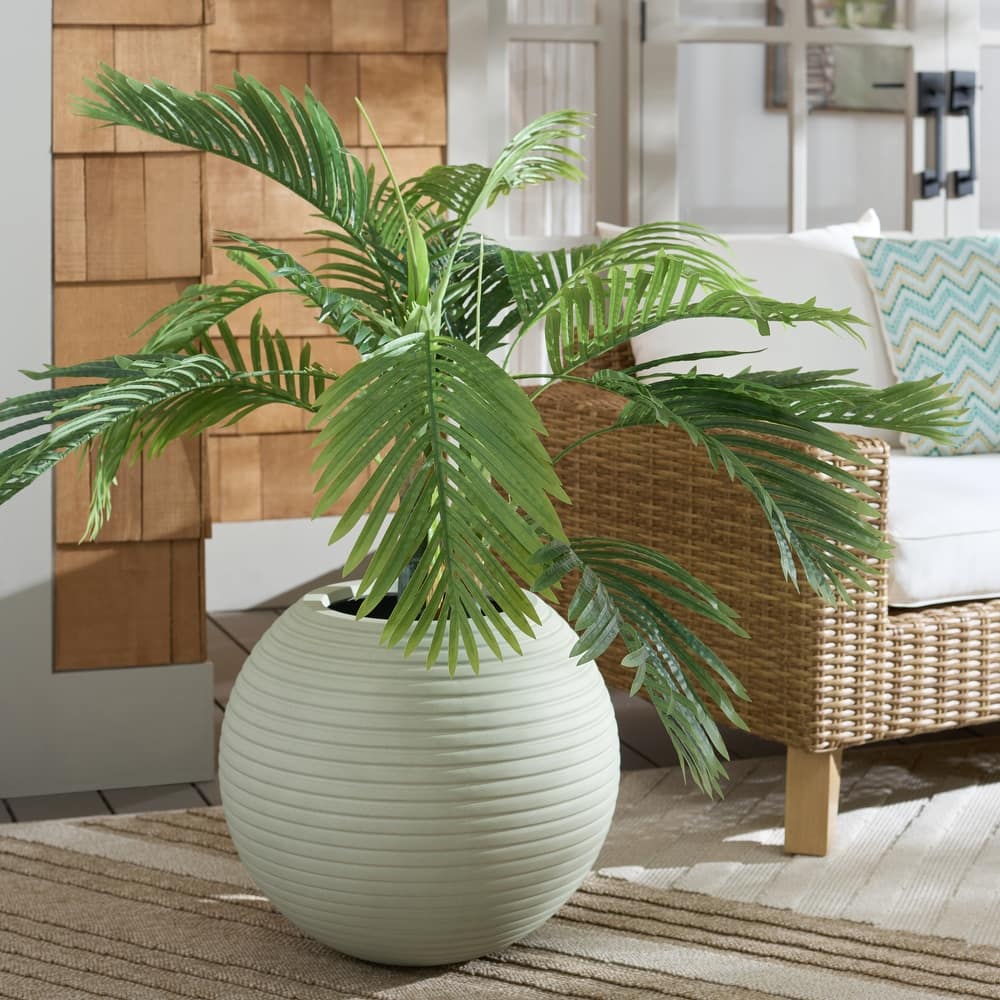 SAFAVIEH Outdoor Living Mora Planter Pot - 20"W x 20"D x 18"H