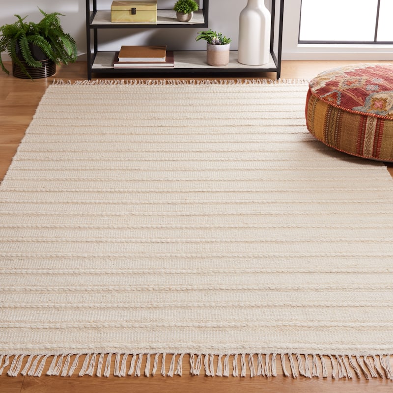 SAFAVIEH Handmade Kilim Vardit Farmhouse Stripe Jute Rug - 4' x 6' - Natural/Ivory