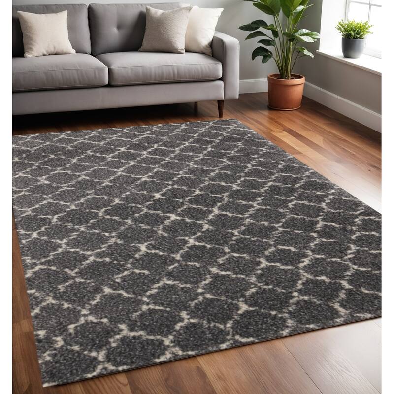 HomeRoots Ogee Modern Rectangle Area Rug - 5' X 8'
