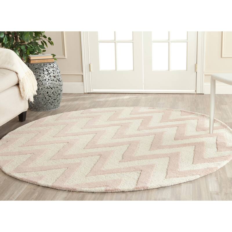 SAFAVIEH Handmade Cambridge Hicran Modern Moroccan Wool Rug - 6' Round - Light Pink/Ivory