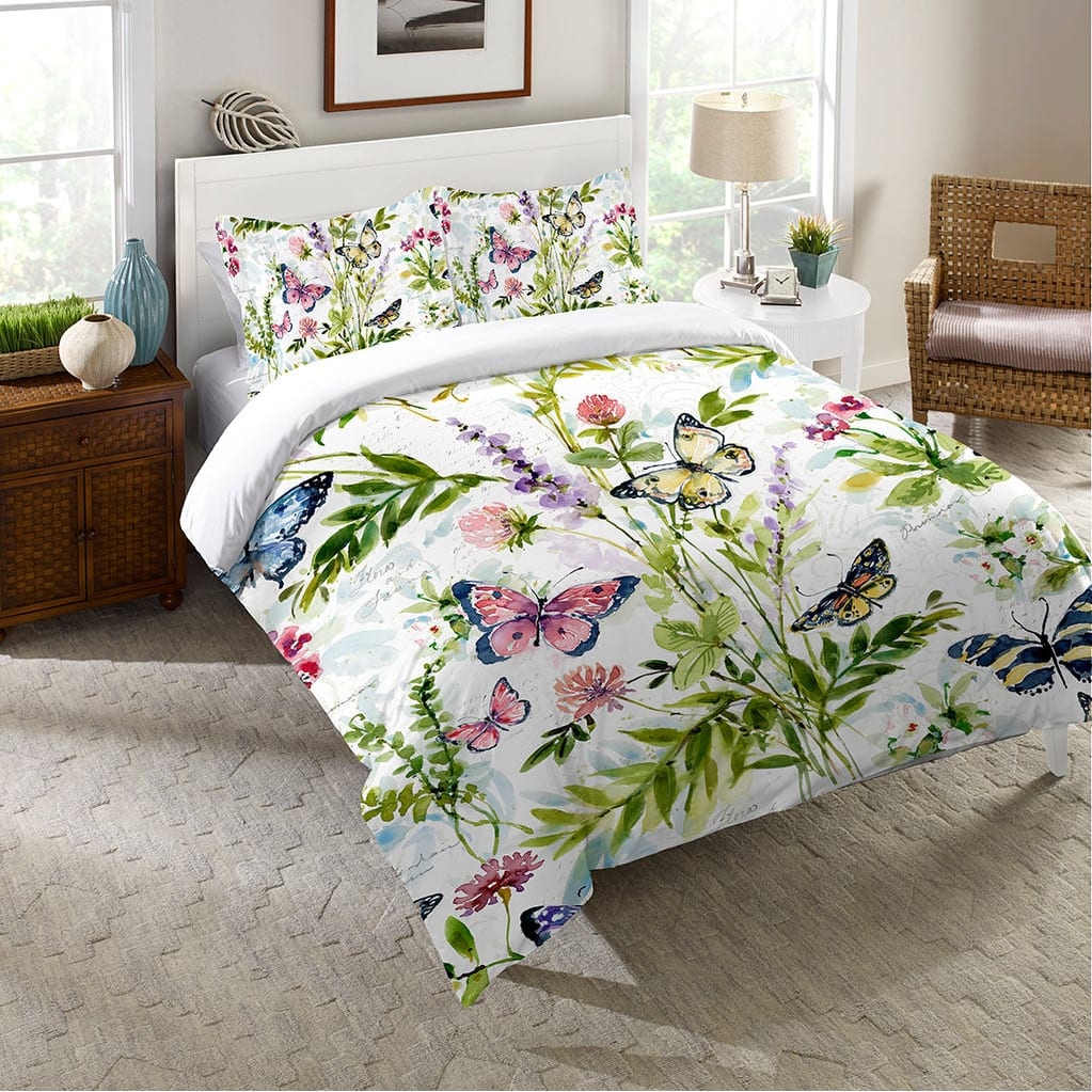 Laural Home Watercolor Butterflies Comforter