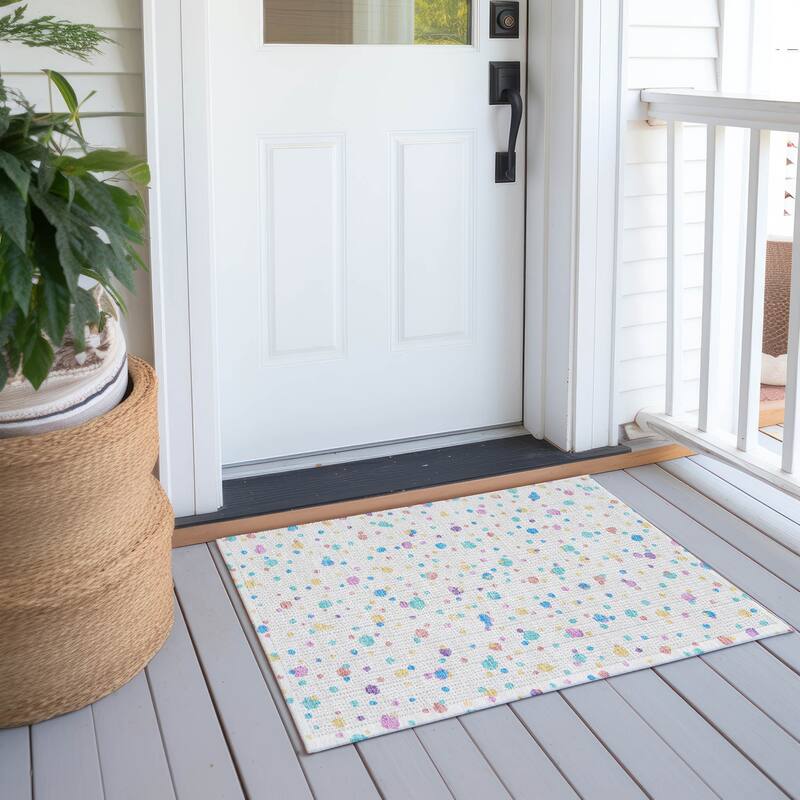 Machine Washable Indoor/ Outdoor Contemporary Sheinelle Chantille Rug - Ivory - 1'8" x 2'6"