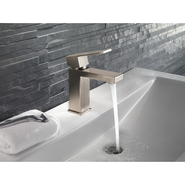 Commercial Bathroom Sink Faucets Restroom Fixtures Delta Faucet