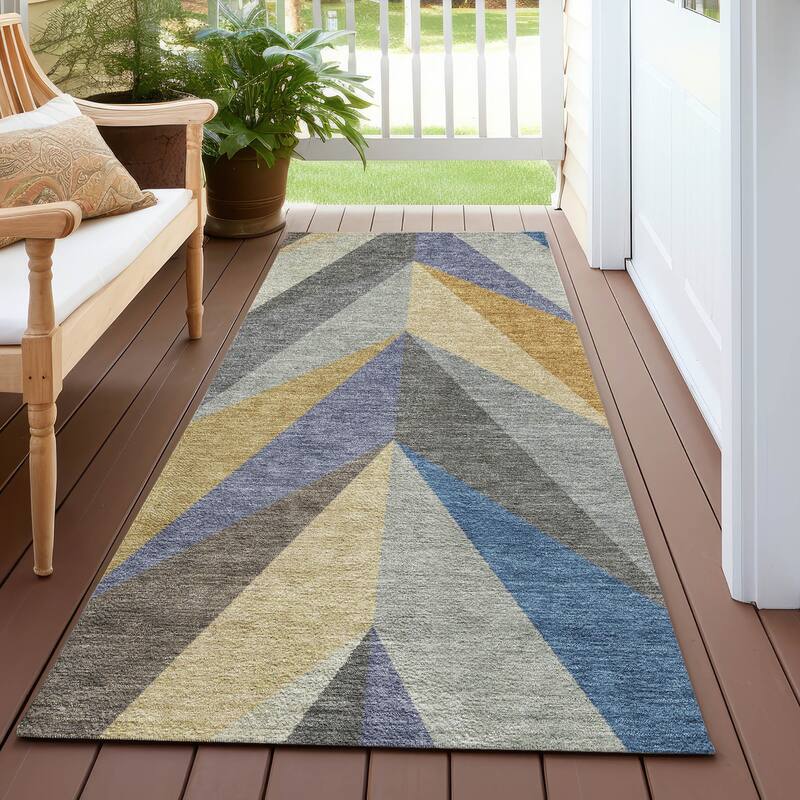 Machine Washable Indoor/ Outdoor Modern Chevron Chantille Rug - Gold - 2'3" x 7'6"