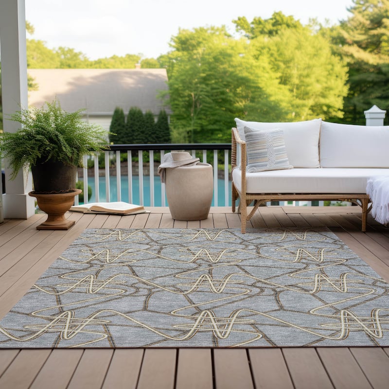 Machine Washable Indoor/ Outdoor Contemporary Links Chantille Rug