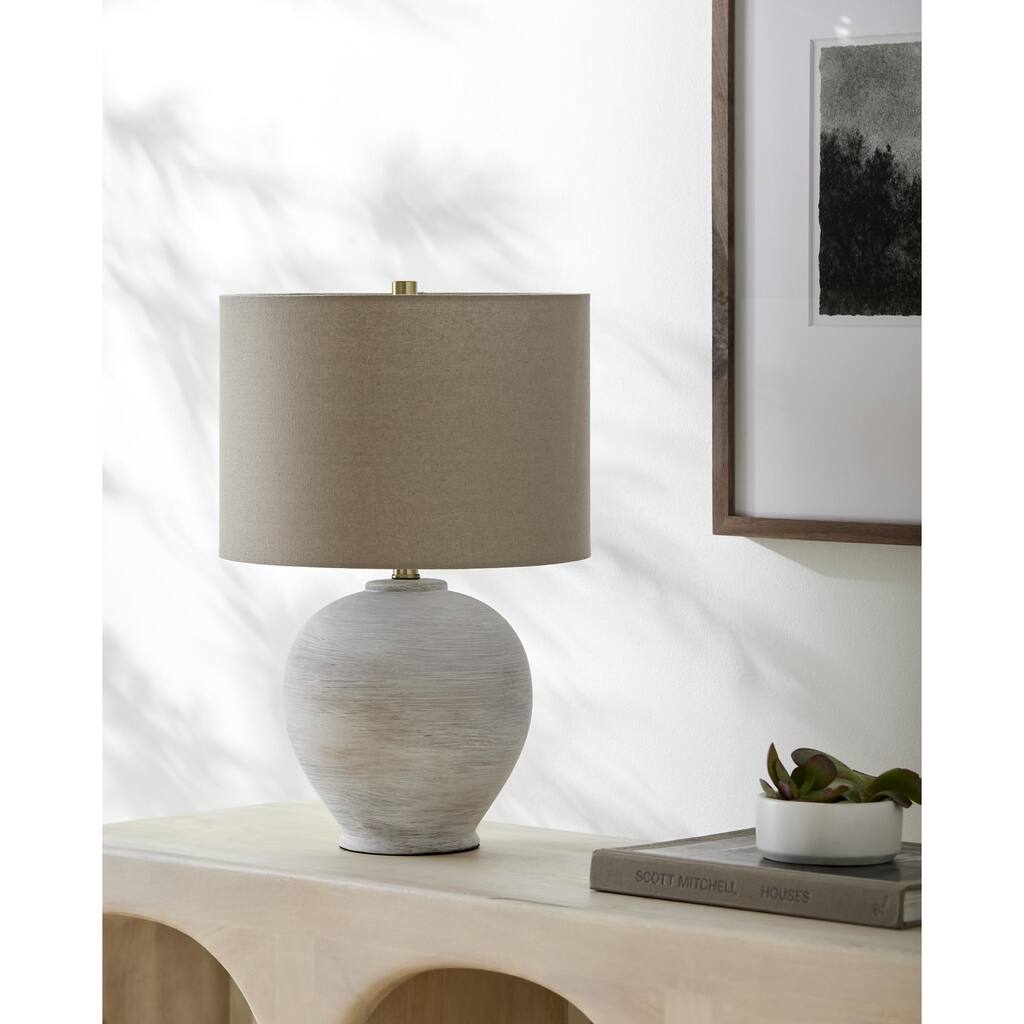 Livabliss Kaia Traditional Accent Table Lamp