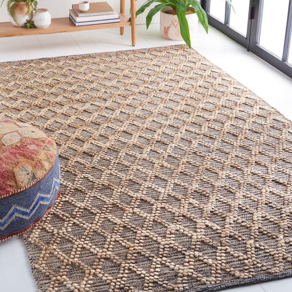 SAFAVIEH Flatweave Natural Fiber Veniamina Jute Rug