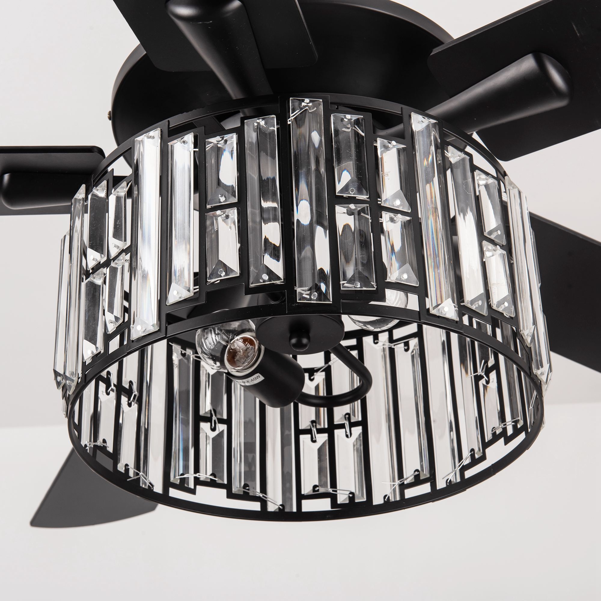 ♡ FANTASTICS Fanbulous 52 Inch Farmhouse Fandelier with Light, 6 Speeds