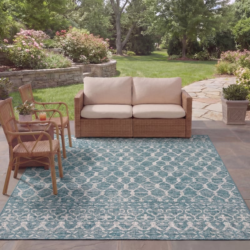 SAFAVIEH Courtyard Jancee Transitional Rug