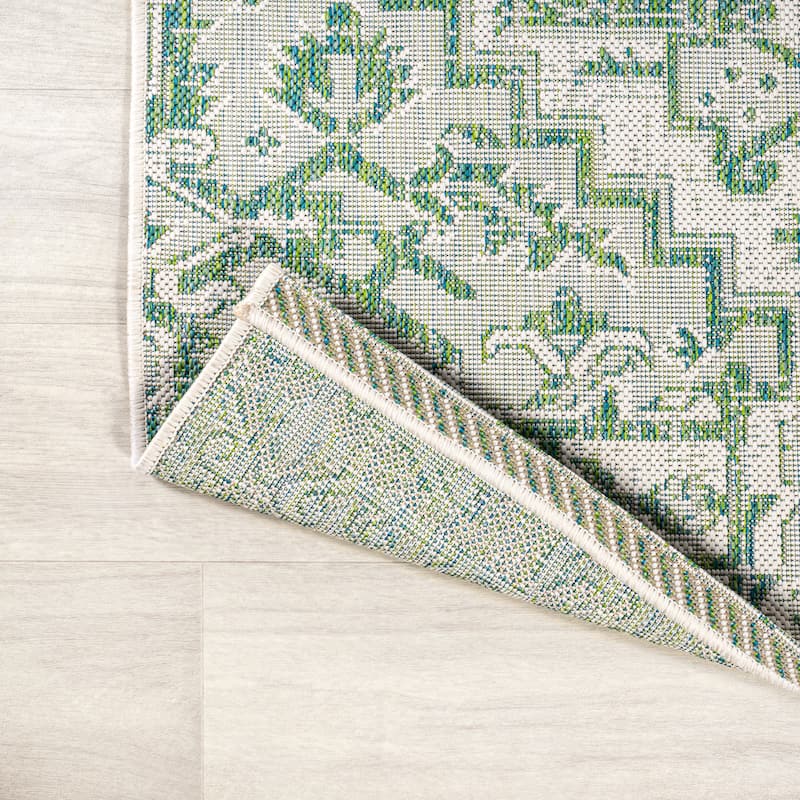 JONATHAN Y Charleston Medallion Indoor/Outdoor Area Rug