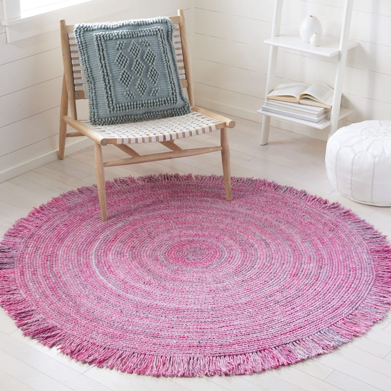 SAFAVIEH Handmade Braided Pelagia Fringe Round Rug - 5' Round - Pink/Ivory