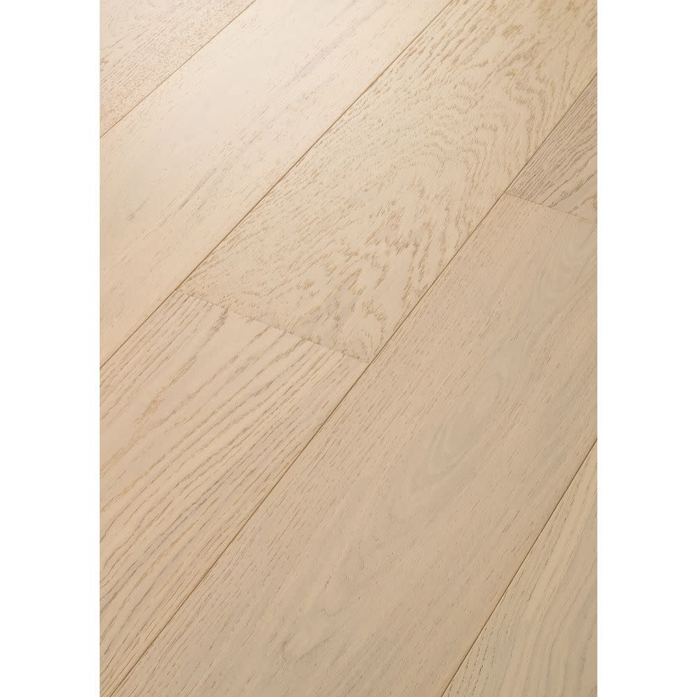 Shaw SW753 Utmost 8" Wide Wire Brushed Engineered White Oak Hardwood