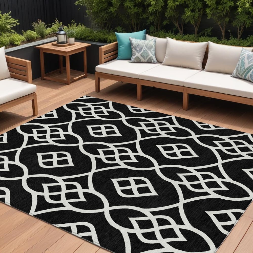 HomeRoots Trellis Transitional Rectangle Outdoor Rug