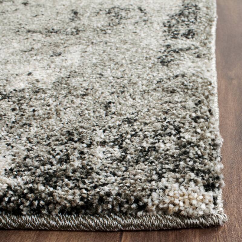 SAFAVIEH Retro Delle Distressed Modern Abstract Rug