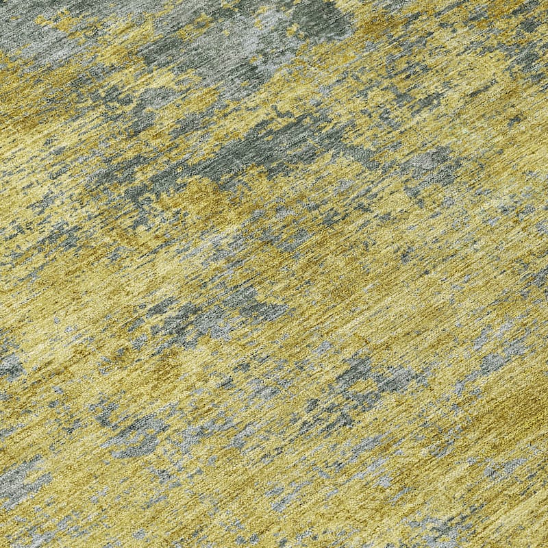 Machine Washable Indoor/ Outdoor Abstract Ombre Chantille Rug