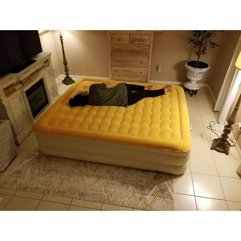 Dreamy Golden Inflatable Queen Size Bed Mattress